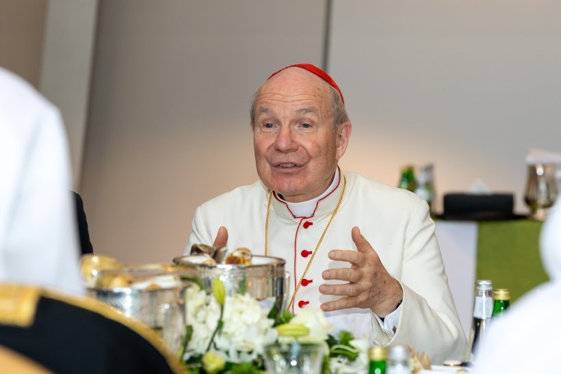 به دعوت سازمان همبستگی جهان اسلام از رياض دیدن کرد: