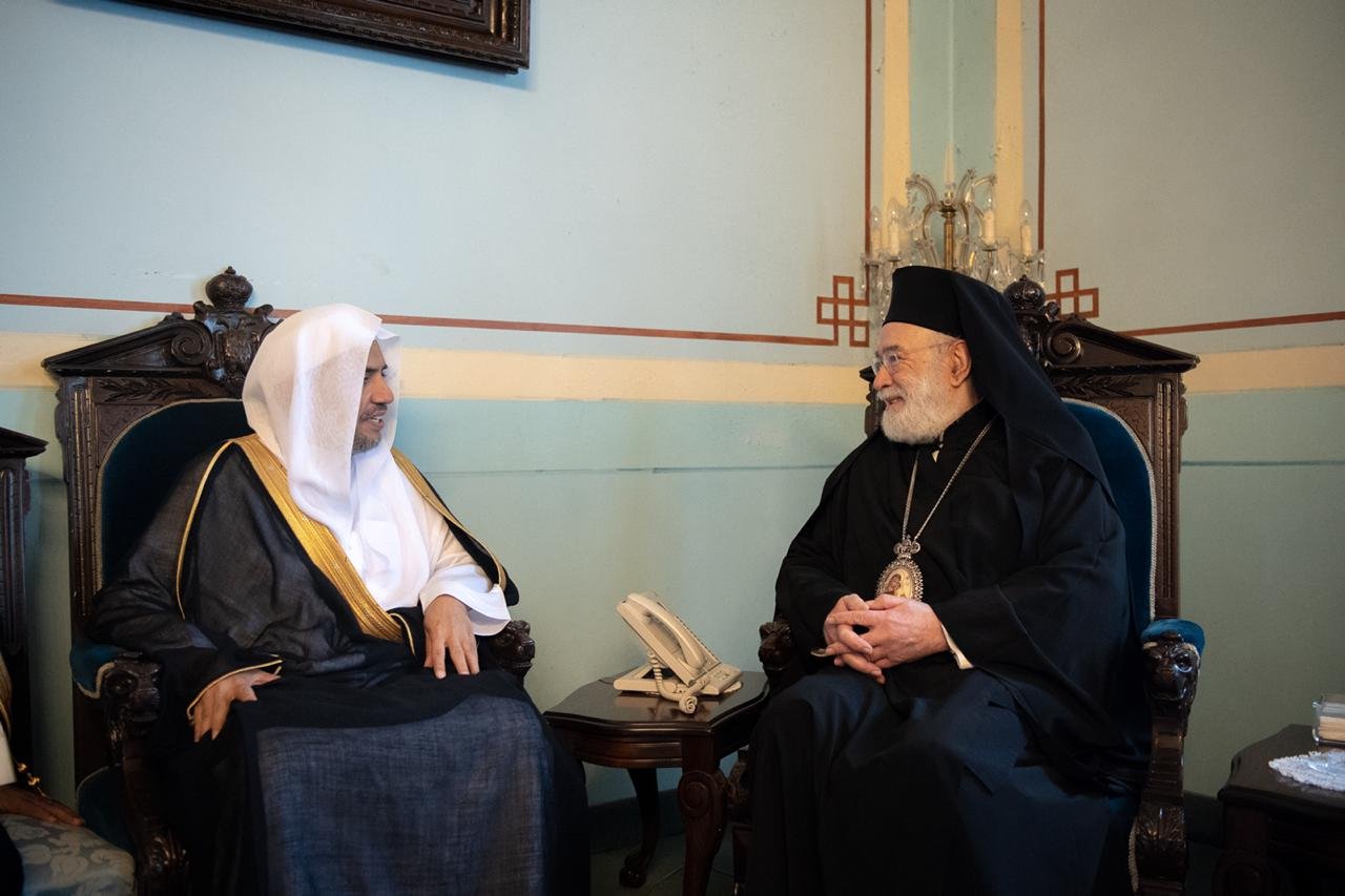 د.العيسى يلتقي المطران إلياس عودة. 