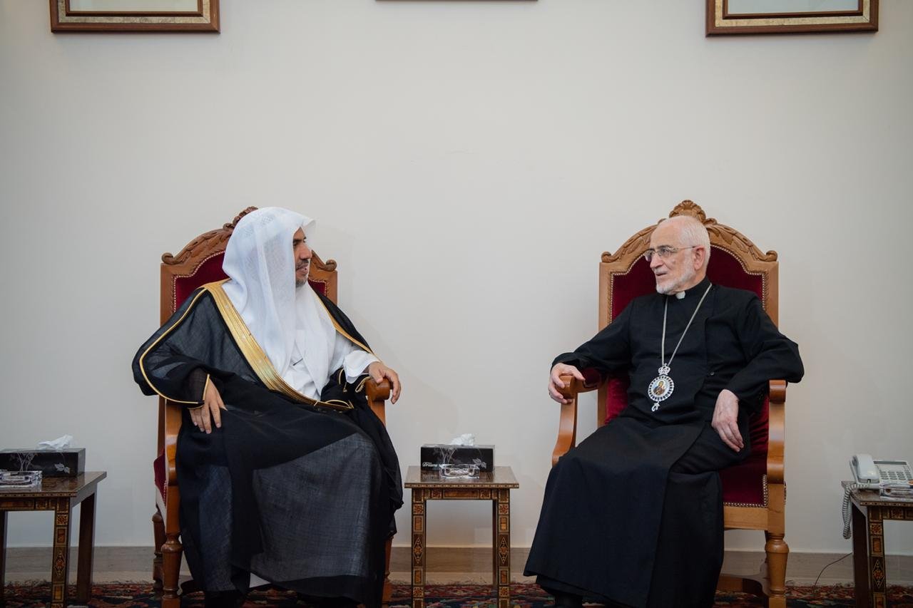 بطريرك كنيسة كيليكيا للأرمن الكاثوليك يستقبل د.العيسى