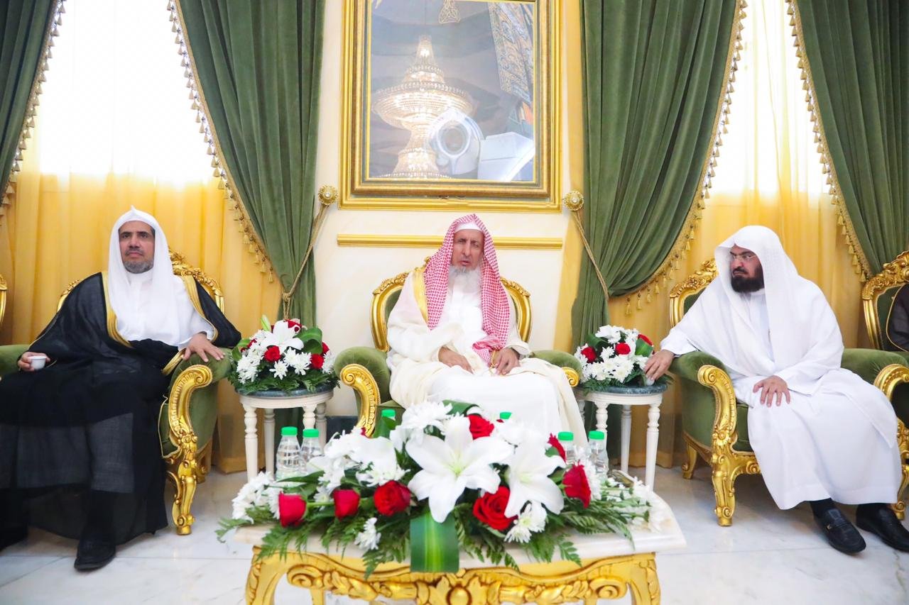 الشيخ السديد يحتفي بسماحة المفتي والشيخ محمد العيسى واعضاء المجلس