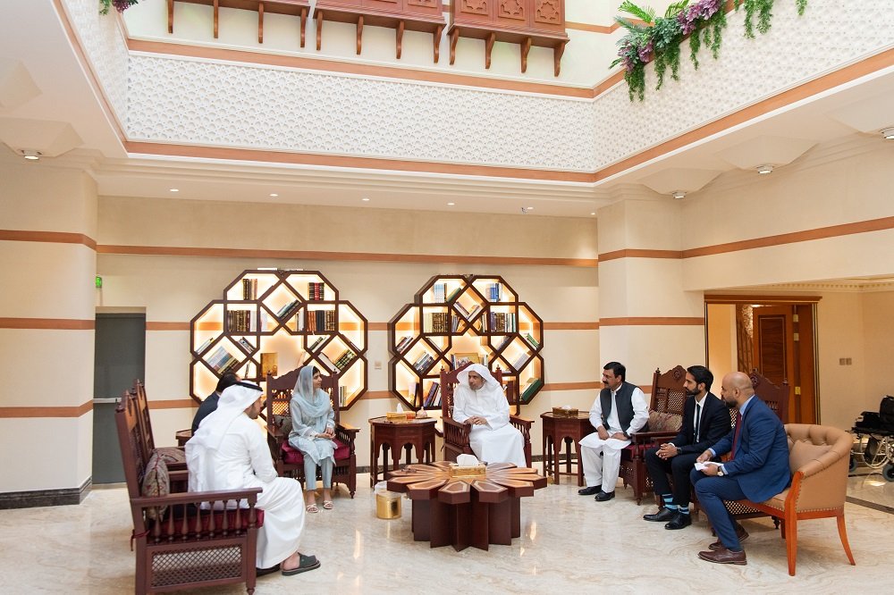 His Excellency Sheikh Dr. Mohammad Al-Issa meets with the youngest Nobel Prize laureate, Malala Yousafzai. 