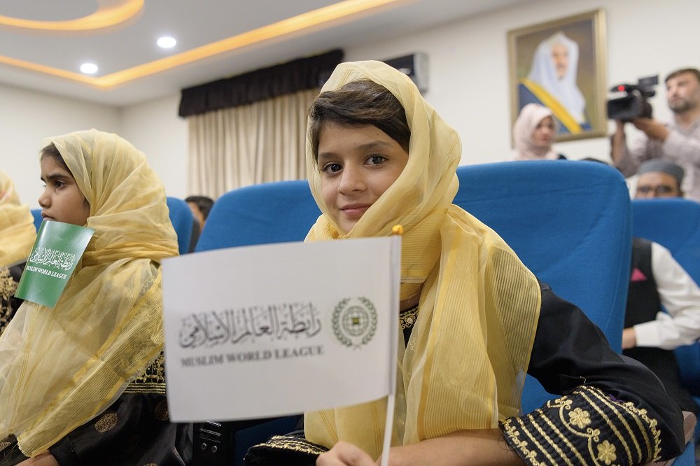 Dr. Al-Issa inaugurates the MWL campaign in Islamabad for the relief of the Pakistani people