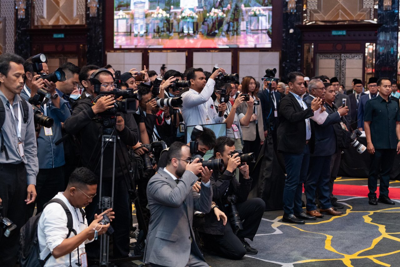 شكَّلتْ &quot;وثيقة مكة المكرمة&quot; محوراً مهماً في مناقشات المؤتمر بوصفها وثيقةً إسلامية إنسانية رحّب بها أتباع الأديان حول العالم