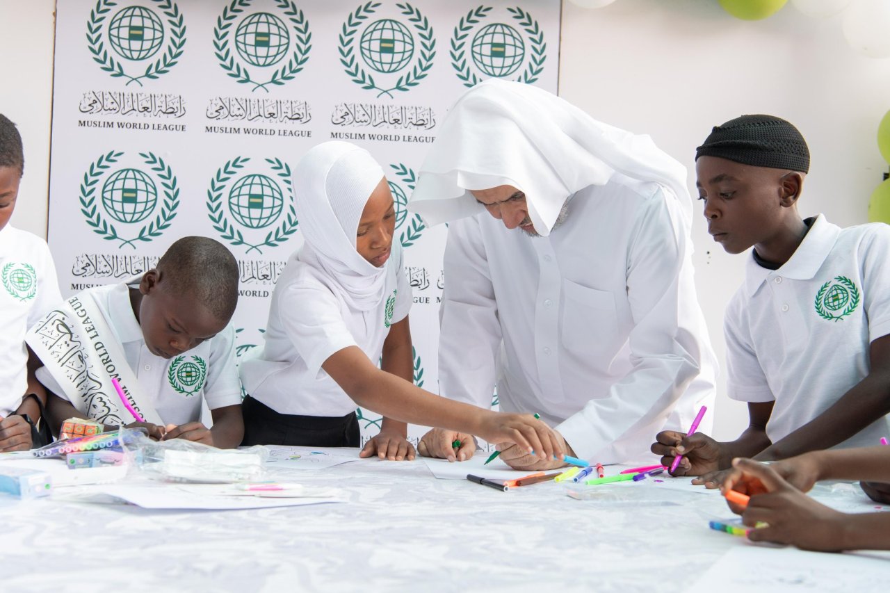 En hommage aux 6000 orphelins pris en charge par la Ligue, la Ligueislamiquemondiale a célébré ses programmes destinés aux orphelins en République du Malawi