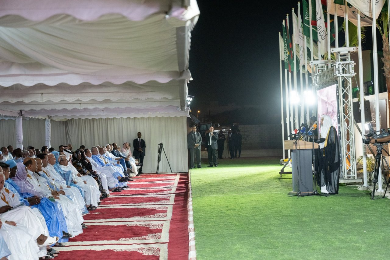 في إطار خطة &quot;التوسّع الدولي للمتحف&quot;، وبمشاركة أمين عام الرابطة، وحضور أعضاء السِّلك الدبلوماسي وكبار الشخصيات، الرئيس الموريتاني يفتتح متحفَ السيرة النبوية بنواكشوط