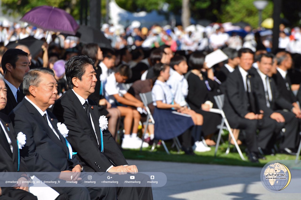 ‏معالي الأمين &quot;بدعوة رسمية&quot; يمثل المقعد الإسلامي في ذكرى إلقاء القنبلة النووية على هيروشيما اليابانية بحضور عالمي شمل عدداً من الدول الغربية