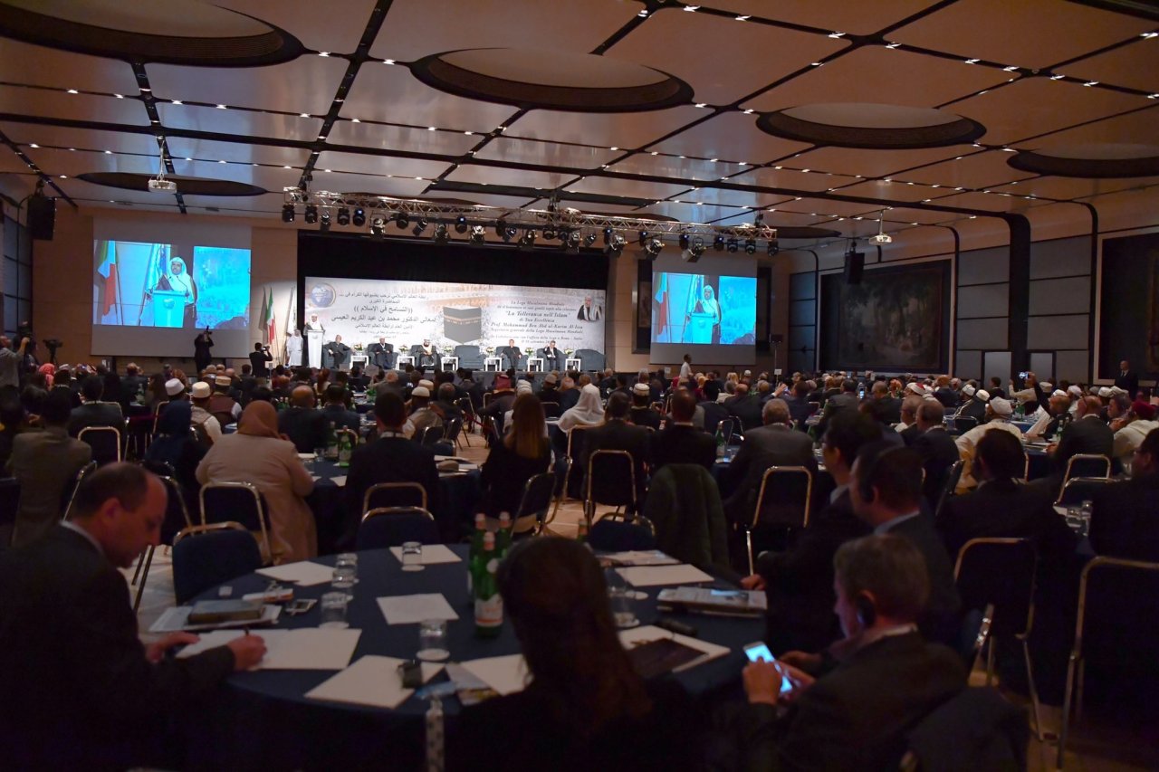 ‏من محاضرة الأمين العام بروما عن التسامح الإسلامي:(نصوص الإسلام ثابتة غير متغيرة وقد اشتملت على نماذج عالية في قيم التسامح والتعايش والسلام)