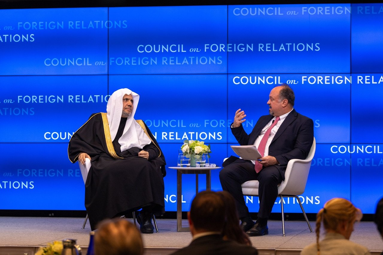 ‏Pekan lalu, Dewan Hubungan Luar Negeri Amerika (CFR) menjamu Yang Mulia Sekretaris Jenderal LMD, Ketua Majelis Asosiasi Muslim, Syekh Dr. Mohammed Al-issa, di kantor pusatnya di New York