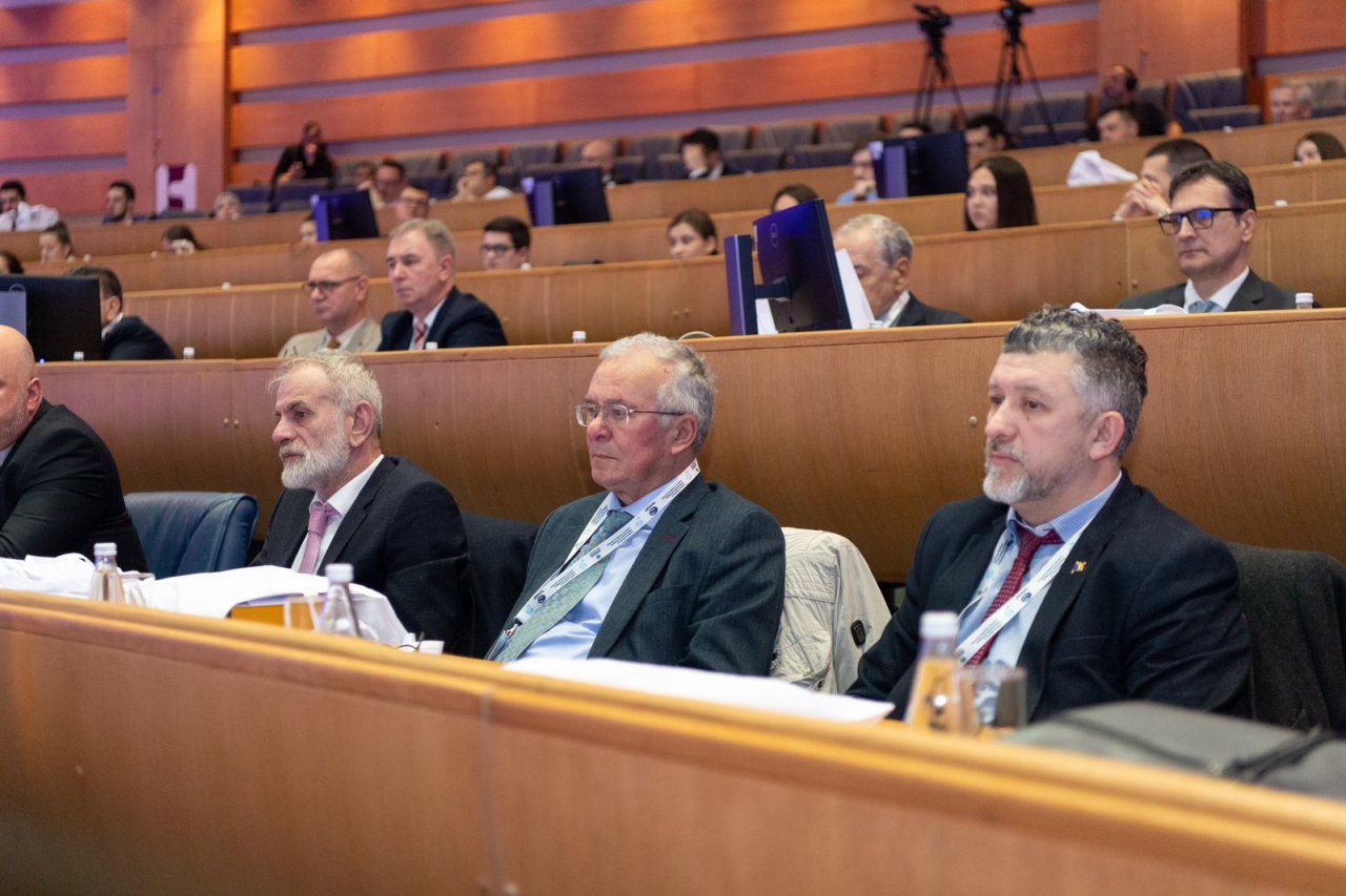 بالتعاون مع البرلمان البوسني.. وبحضور فخامة الرئيس البوسني  رابطة العالم الإسلامي تنظم مؤتمراً إقليمياً حول تعزيز قيم التسامح والتعايش والسلام