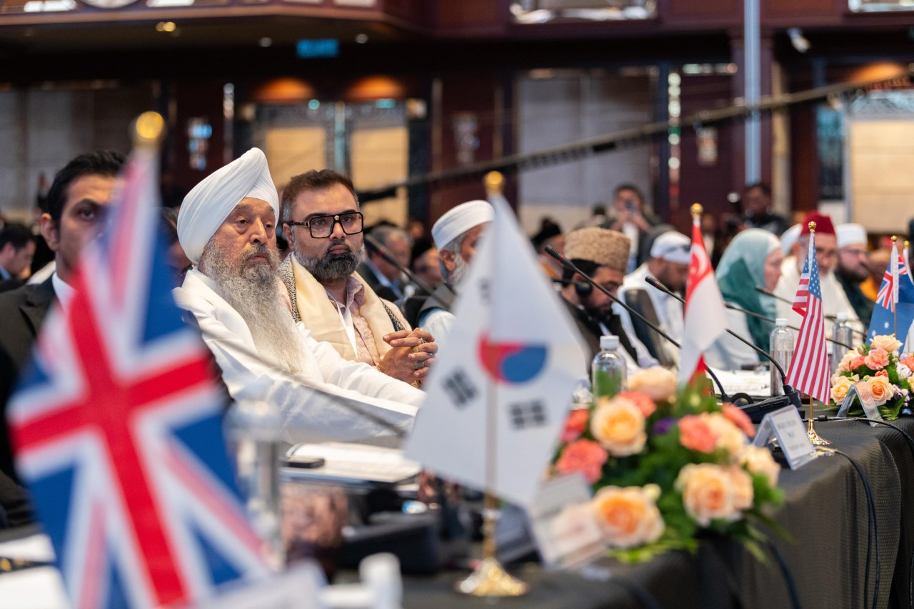 بمشاركة ألفي قيادةٍ دينيةٍ من ٥٧ دولةً.. &quot;المؤتمر الدولي للقادة الدينيين&quot; يستهل أعماله بوقفة تضامنية مع شهداء غزَّة