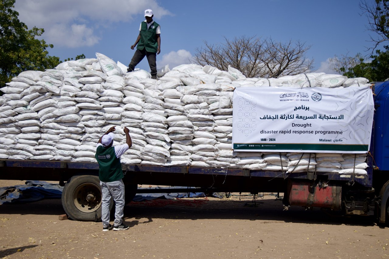 حملةُ إغاثةٍ عاجلةٍ تُطلقها ⁧‫رابطة العالم الإسلامي‬⁩ في جمهورية ملاوي، مستهدِفةً توزيع سِلال إغاثية لأكثر من 200 ألف متضرِّر في 23 محافظة