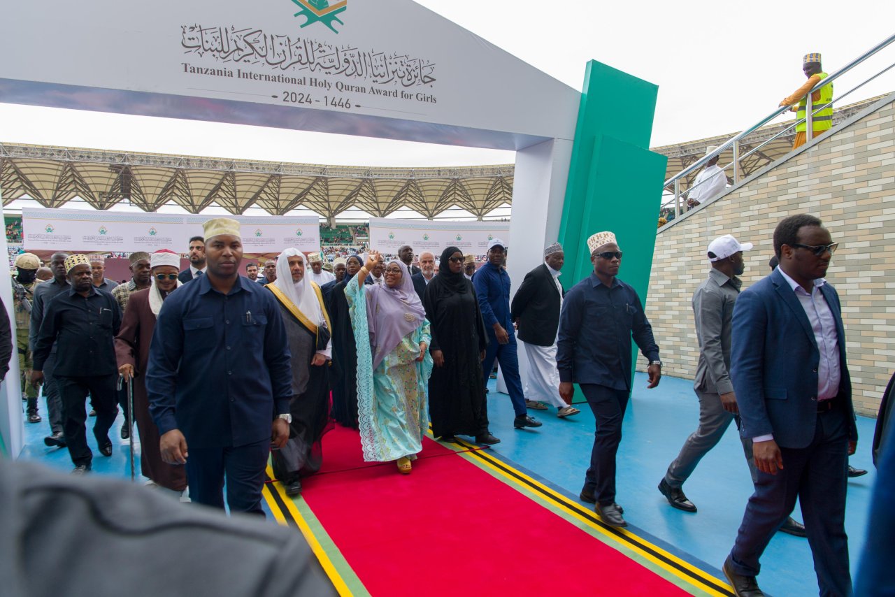 رابطة العالم الإسلامي تحتفي بالقرآن الكريم وحفظته بمبادراتٍ تاريخيّةٍ لـ&quot;كبار القراء&quot; ونخبة &quot;القارئات المُجازات&quot;