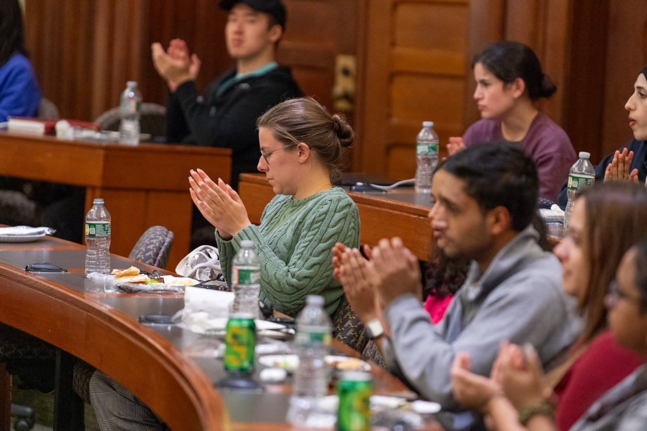 ‏معالي الشيخ د.⁧‫محمد العيسى‬⁩‬⁩ يُحاضر عن &quot;القانون والدين: آفاق السلام ومواجهة الانقسامات المجتمعية&quot;