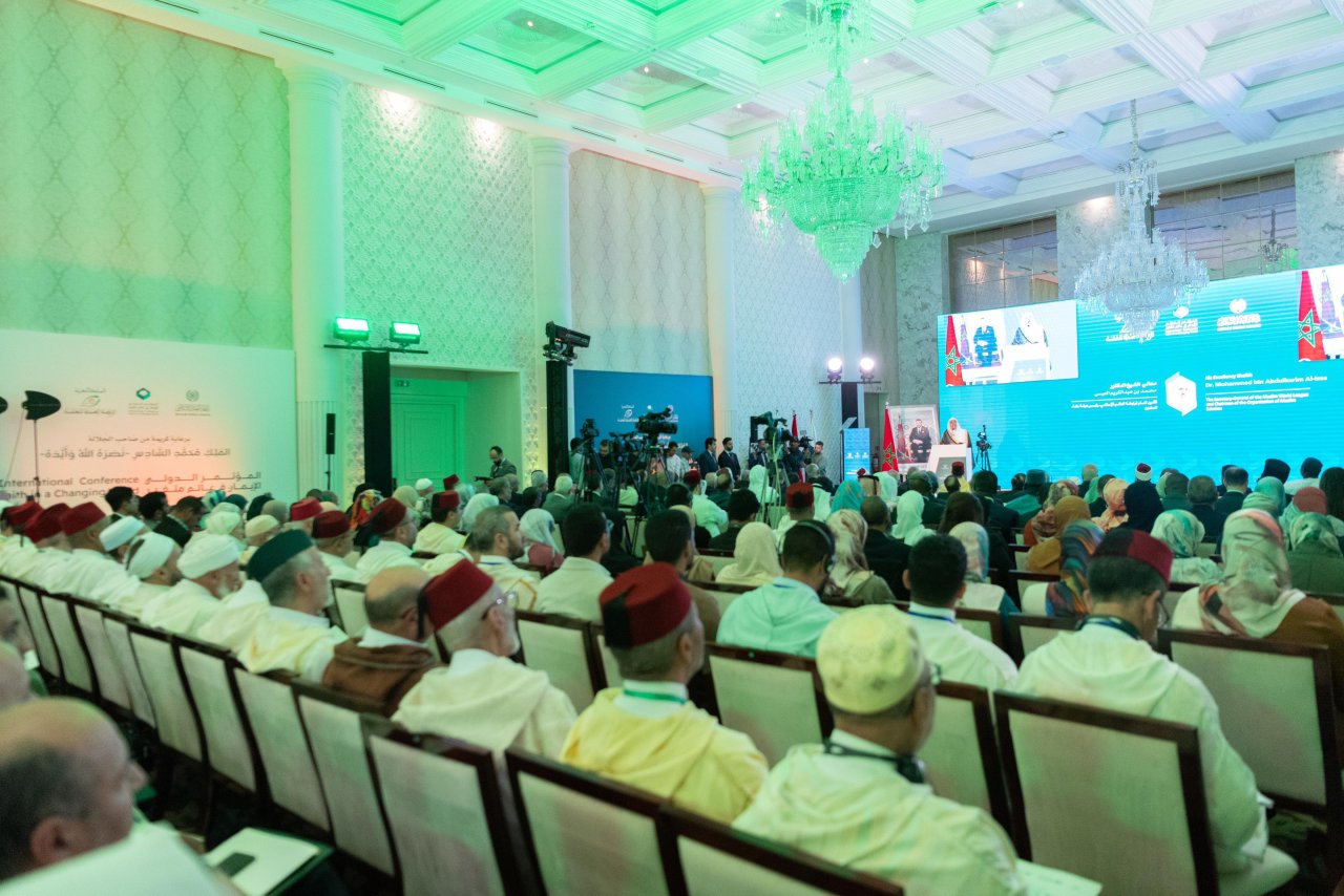 برعاية جلالة ملك المغرب وبتعاون بين رابطة العالم الإسلامي والرابطة المحمدية لعلماء المغرب   د. العيسى يدشن المؤتمر الدولي &quot;الايمان في عالم متغير&quot;