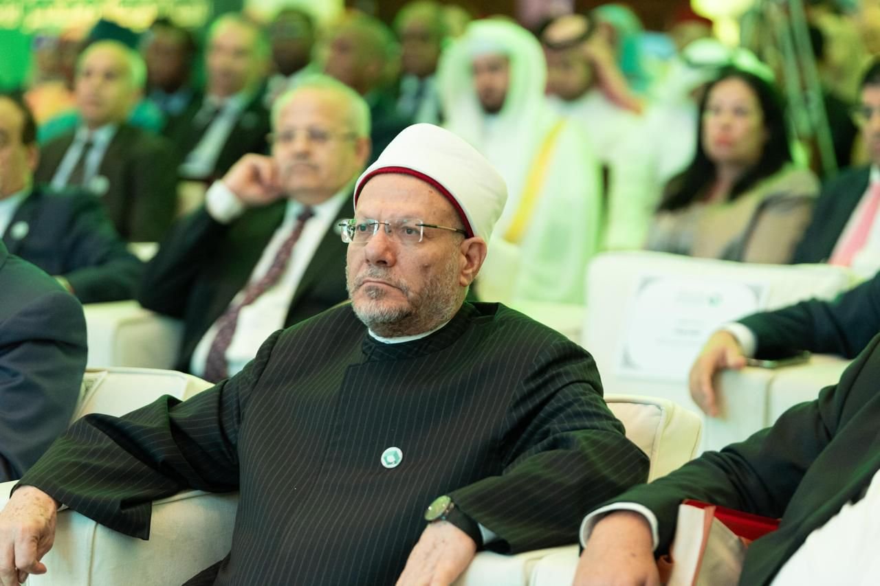 &quot;وثيقة الإيمان في عالَم متغير&quot;.. إعلان عالمي يؤكد مركزية الدين في قيام الحضارات وازدهارها وأثره في صياغة أفكار المجتمعات وتقويمها