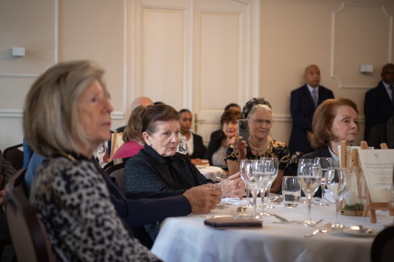 ألقى معالي الأمين العام، رئيس هيئة علماء المسلمين، فضيلة الشيخ د.⁧‫محمد العيسى‬⁩‬⁩ محاضرةً بعنوان: &quot;الإسلام والغرب: الحاجة المُلحّة لتجديد الحوار في مواجهة الاضطرابات الجيوسياسية&quot;