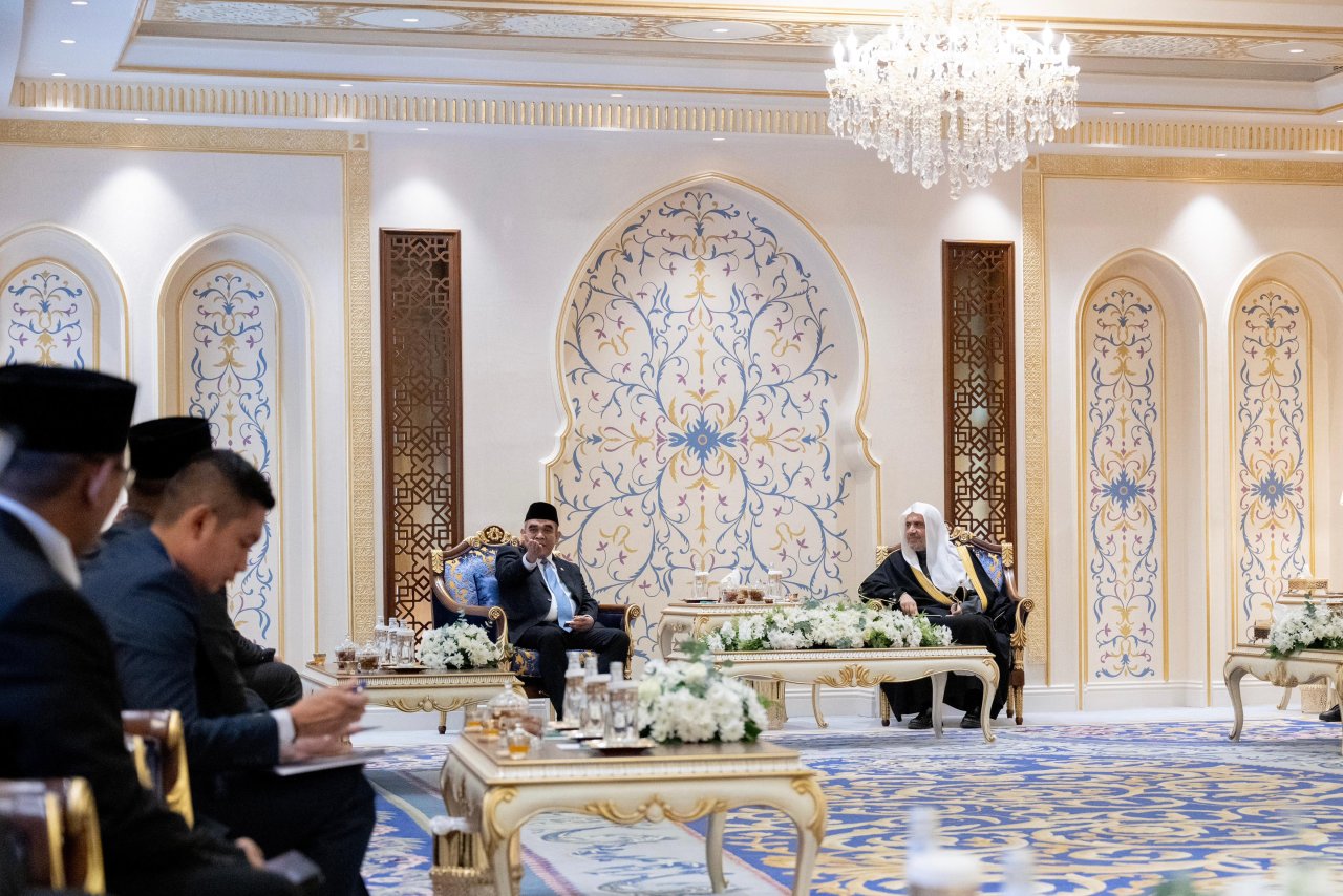 *رئيس مجلس الشورى الشعبي بجمهورية إندونيسيا يزور رابطة العالم الإسلامي ويلتقي أمينها العام*