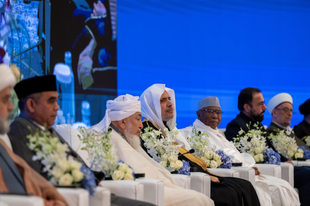 انطلاق أعمال النسخة الثانية للمؤتمر الدولي &quot;⁧‫بناء الجسور بين المذاهب‬⁩ الإسلامية: نحو مؤتلفٍ إسلاميٍّ فاعِل&quot;، برعايةٍ كريمةٍ من ⁧‫خادم الحرمين الشريفين‬⁩ -يحفظه الله-، وبحضور كبار عُلماء الأمّة الإسلامية بمُختلف مذاهبِهم وطوائفهم