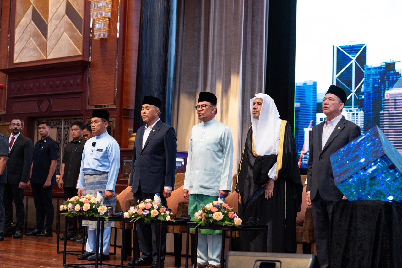 انطلاق أعمال &quot;مؤتمر القادة الدينيين&quot;، في العاصمة كوالالمبور، بالشراكة بين رابطة العالم الإسلامي ورئاسة وزراء ماليزيا.