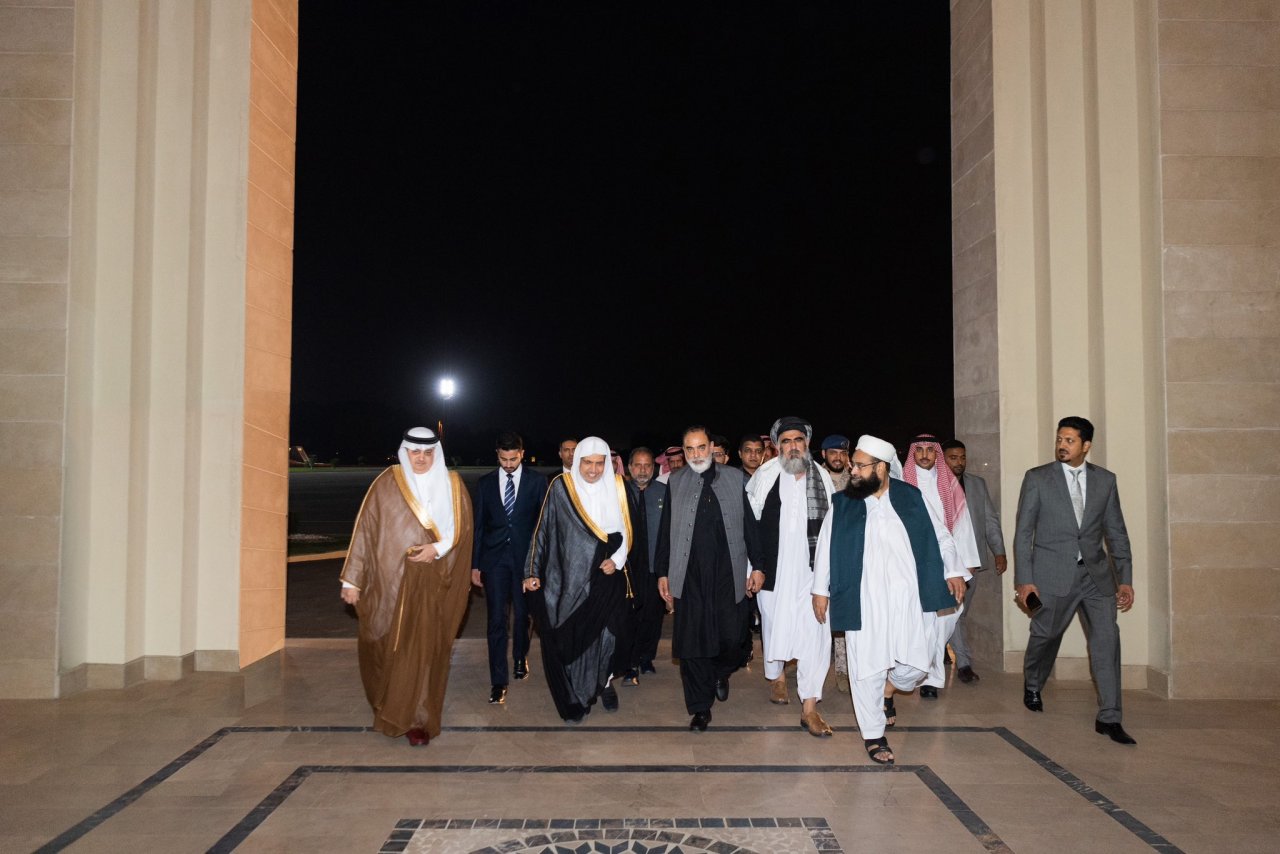 Dr. Mohammad Alissa tiba di Pakistan untuk memeriksa kondisi mereka yang terkena dampak banjir