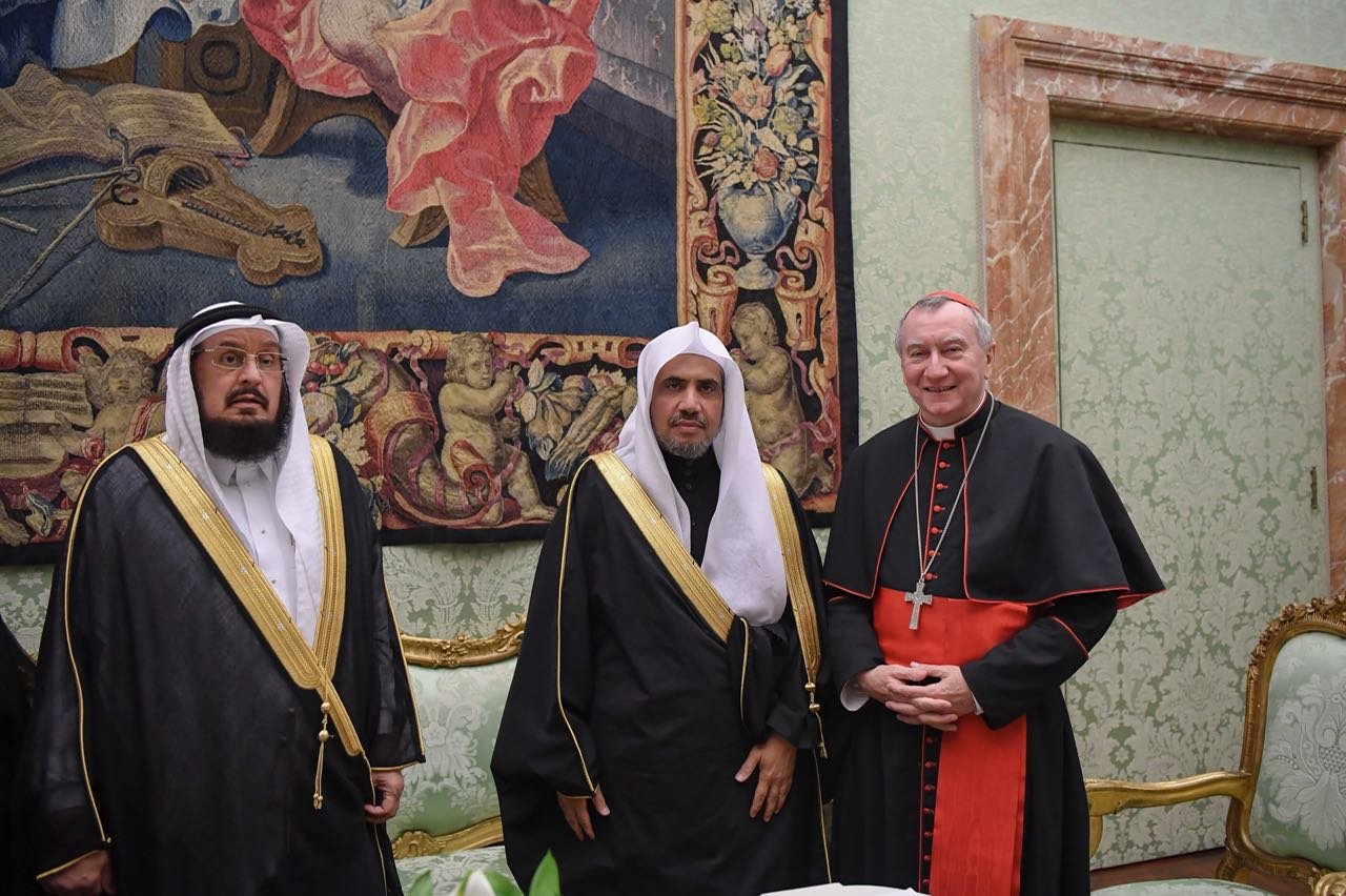 Le Secrétaire d'Etat du Vatican, le Cardinal Pietro Parolin, a reçu à son bureau aujourd'hui le Secrétaire Général de la Ligue Islamique Mondiale