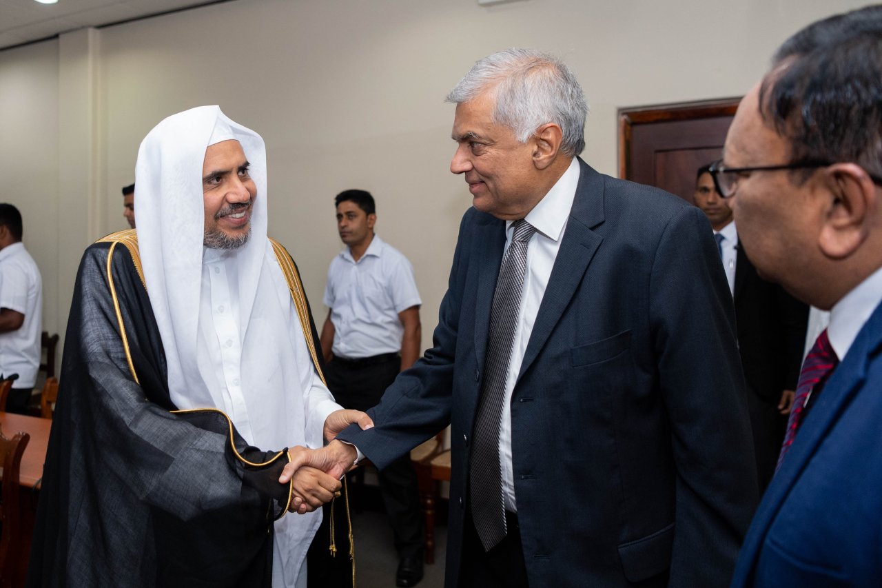 HE Dr. Mohammad Alissa meets with political &amp; cultural leaders around the world