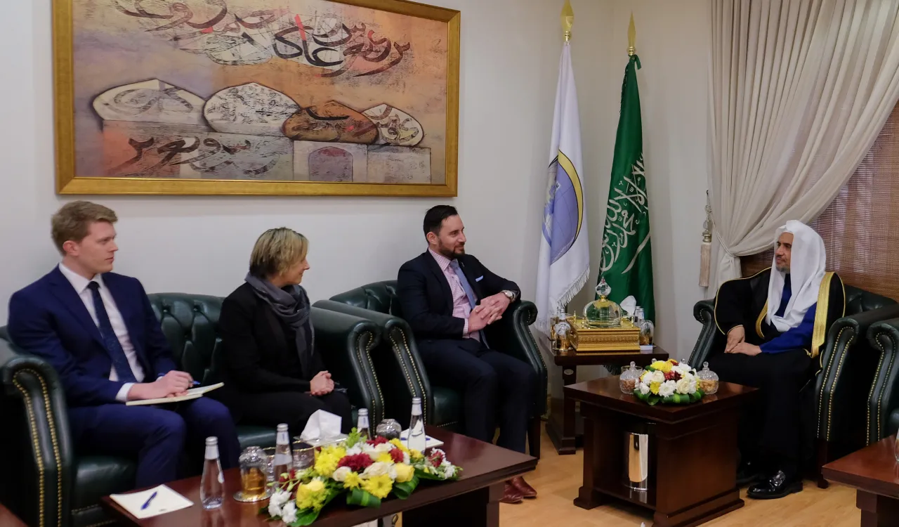 Mohammad Alissa a reçu l’Ambassadeur de Nouvelle Zélande auprès du Royaume d’Arabie Saoudite M. James Monroe pour une rencontre qui a porté sur des sujets d’intérêt commun.