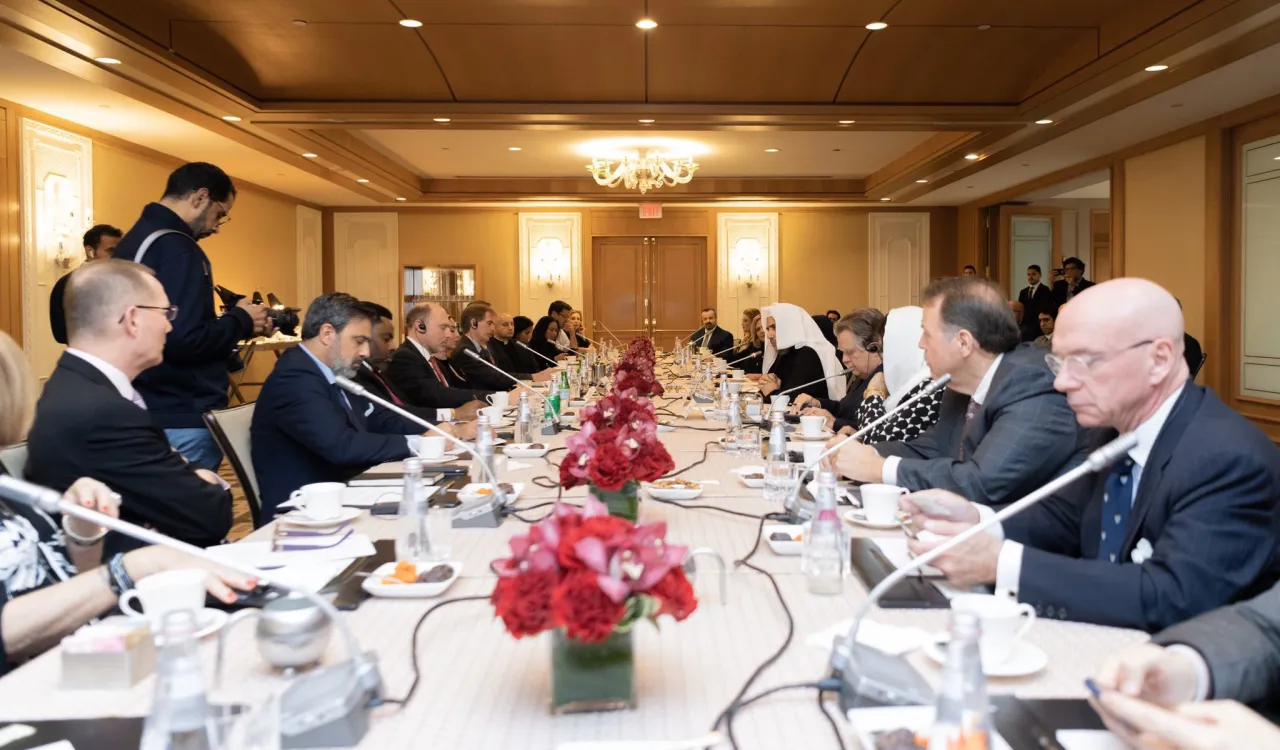 المجلس الوطني للعلاقات العربية الأمريكية في ⁧‫واشنطن‬⁩ يستضيف معالي الشيخ د ⁧‫محمد العيسى‬⁩ في حوار عام بحضور عدد من السياسيين والمفكرين والإعلاميين والقيادات الدينية