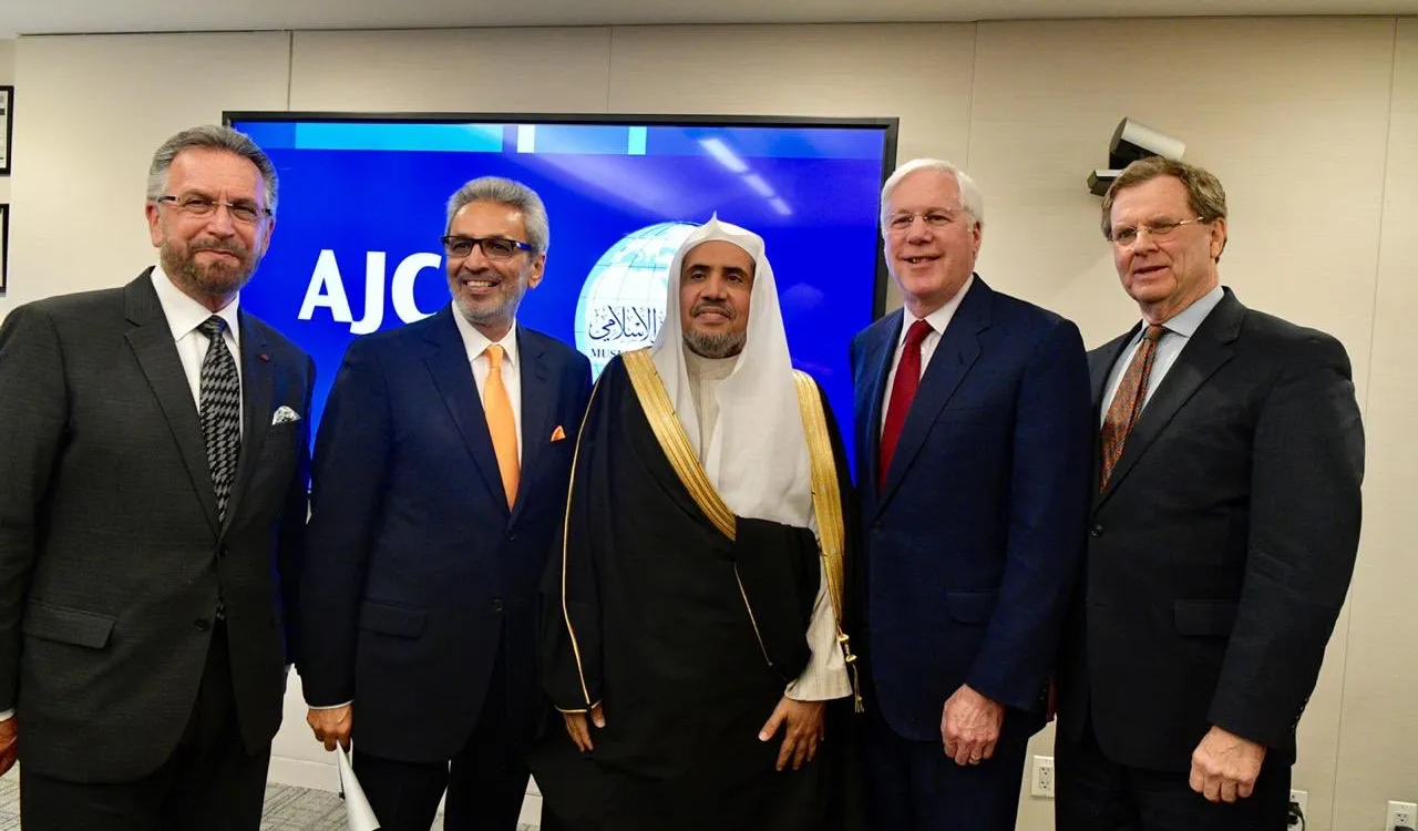 المتحف الوثائقي لتاريخ الهولوكوست المدعو من الرابطة للزيارة في ضيافتها يتعلق بوفد أمريكي مستقل ومتنوع دينياً حيث ثمنت الرابطة اهتمامه بعدد من القضايا داخل متحفه منها قضايا اللاجئين السوريين والمجازر ضد الروهينجا