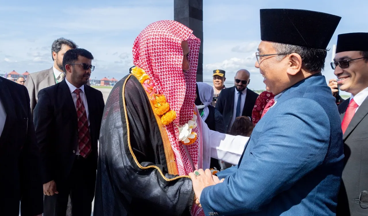 His Excellency Sheikh Dr. Mohammed Al-Issa arrives in Bali to chair the R20 Summit