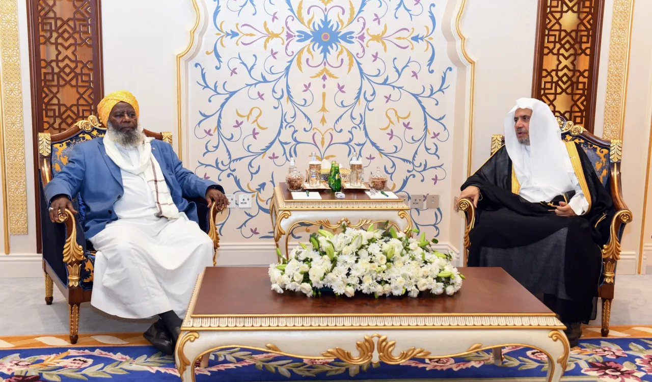 His Excellency Sheikh Dr. Mohammad Al-Issa, the Secretary-General of MWL and Chairman of the Organization of Muslim Scholars, met with His Eminence Sheikh Dr. Haji Ibrahim, the President of the Ethiopian Islamic Affairs Supreme Council, along with the accompanying delegation