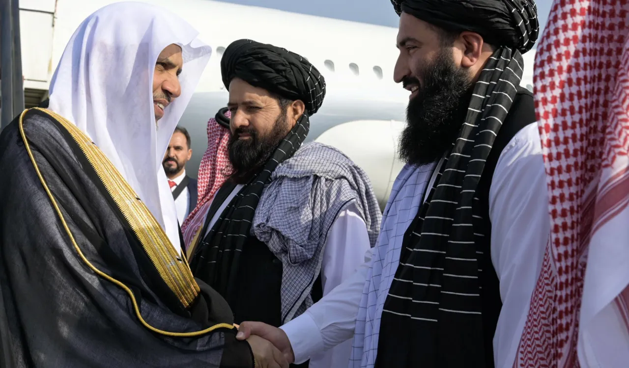 H.E. Sheikh Dr. Mohammed Al-issa , Secretary-General of the Muslim World League (MWL) and Chairman of the Organization of Muslim Scholars, arrived in Kabul, the capital of Afghanistan, on an official visit during which he will meet with senior government leaders and scholars. 