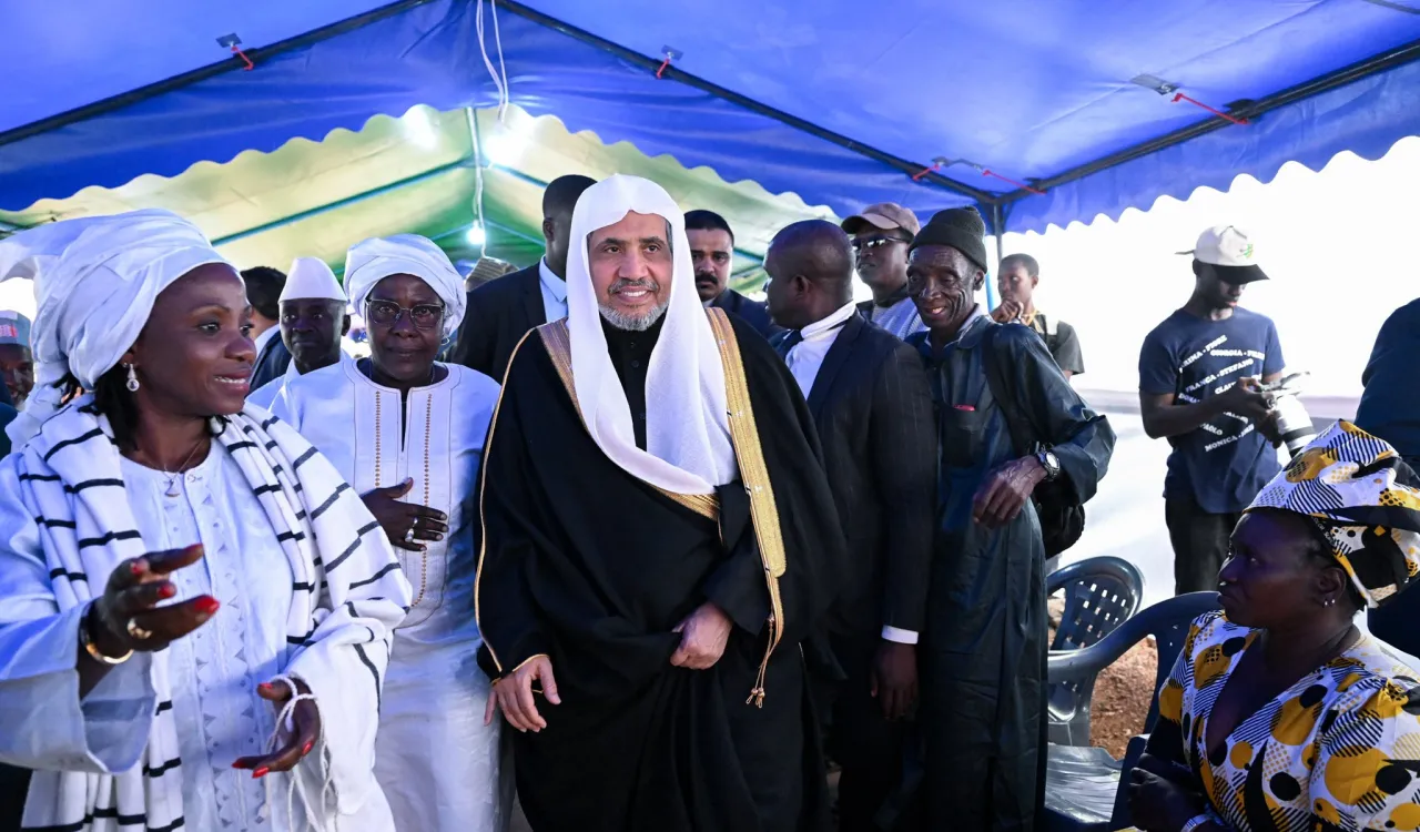 برامج مكافحة العمى بالغرب الأفريقي خطوة نوعية جديدة أطلقها معالي الأمين العام، فضيلة الشيخ د.⁧‫محمد العيسى‬⁩ ‬⁩، من جمهورية غينيا بيساو، ضمن مشروع طموح تضطلع به ⁧‫رابطة العالم الإسلامي‬⁩ لمكافحة العمى في أفريقيا