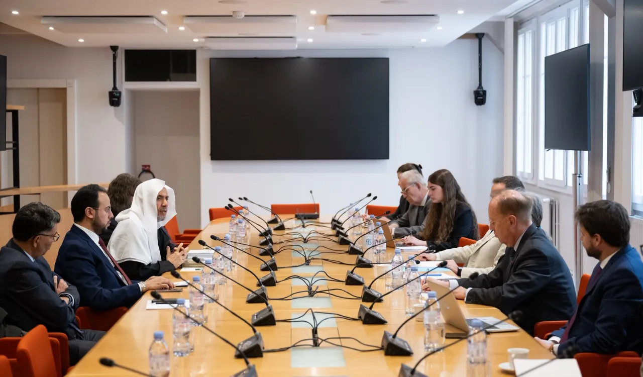 Institut Hubungan Internasional Prancis (IFRI) di ibu kota Prancis, "Paris", mengadakan seminar yang menghadirkan Yang Mulia Sekretaris Jenderal LMD, Ketua Organisasi Ulama Muslim, Syekh Dr. Mohammed Alissa