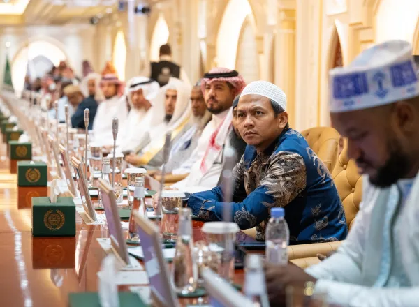 لقطاتٌ من افتتاح معالي الأمين العام رئيس هيئة علماء المسلمين الشيخ د. محمد العيسى، أعمال:"الملتقى الدولي للإعجاز العلمي في القرآن والسنة"، -بعد ظهر اليوم- بمكة المكرمة، وإطلاق: "موسوعة الرابطة للإعجاز العلمي في القرآن والسنة":
