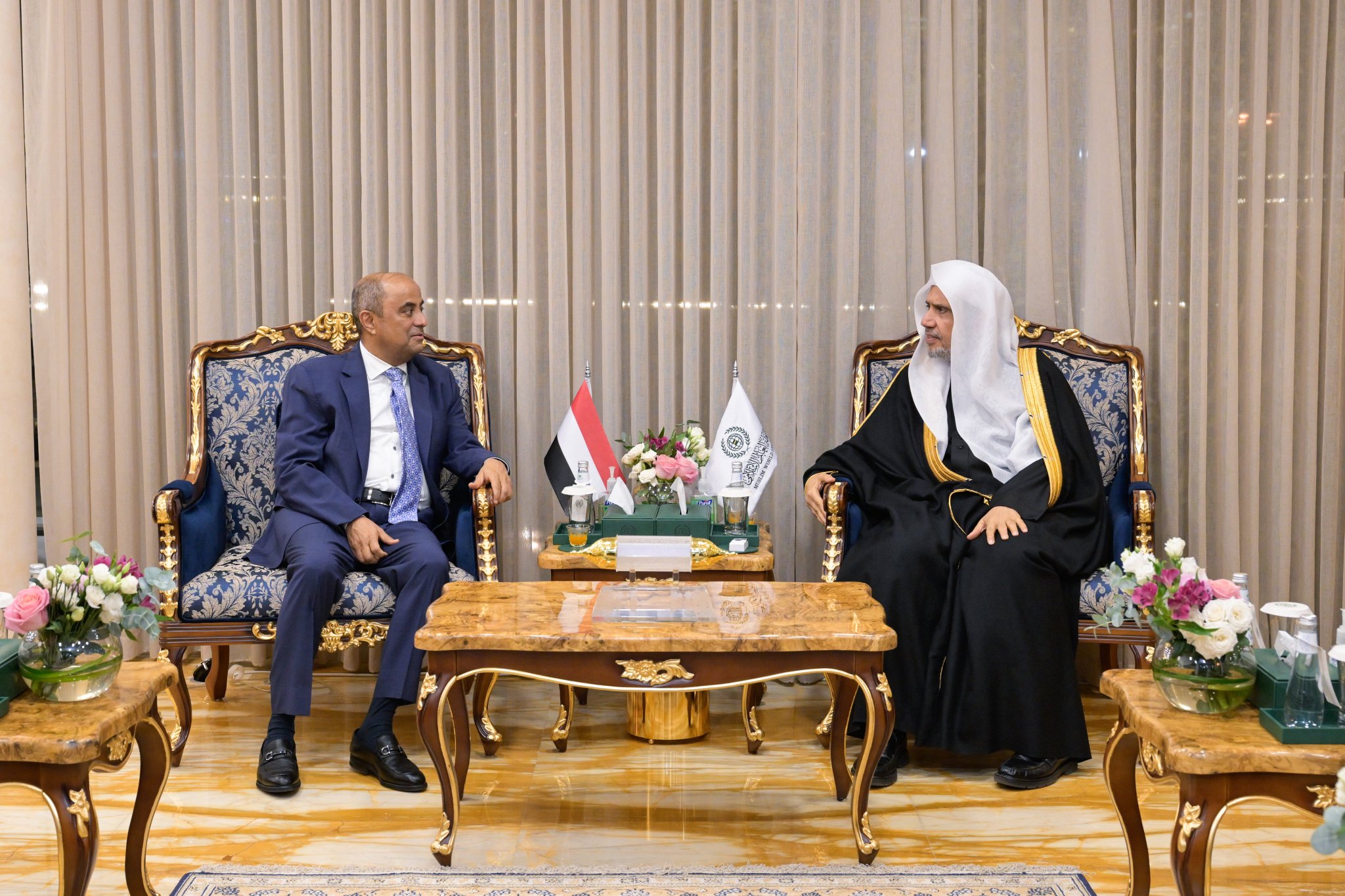 Cheikh Mohammed Al-Issa a reçu à Riyad M. Salem ben Saleh ben Bureik, Président du Conseil des ministres du Yémen